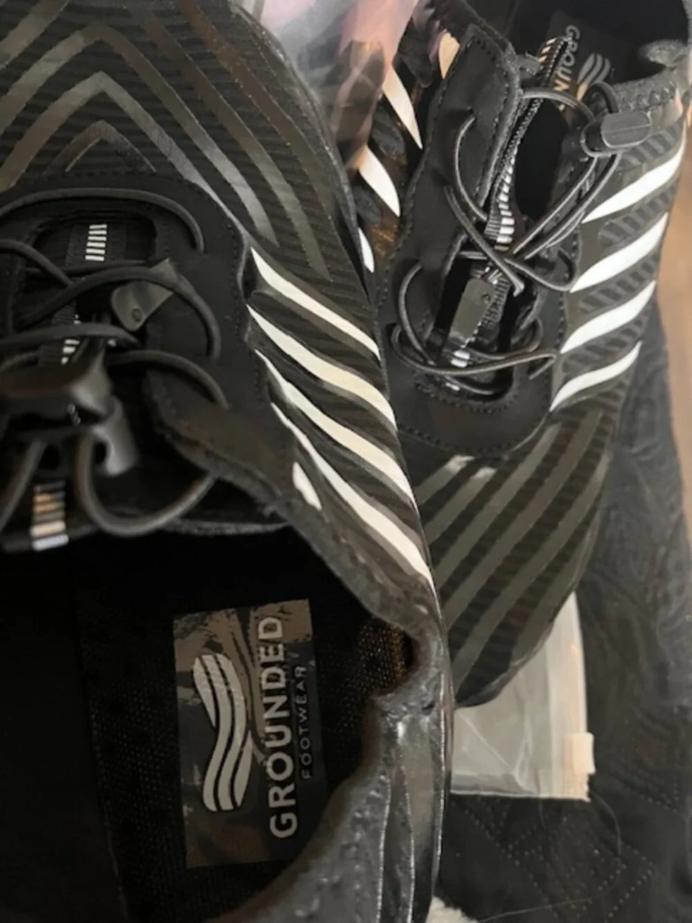 GROUNDED FOOTWEAR  UNISEX BLACK  M 9.5  W 11 - Picture 7 of 7